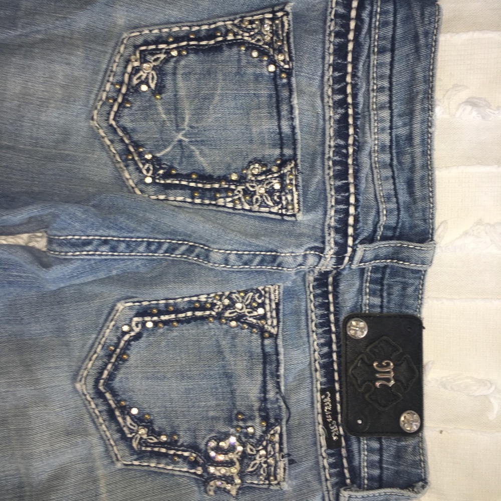 Distressed Miss Me Denim Size 26 MOVING SALE